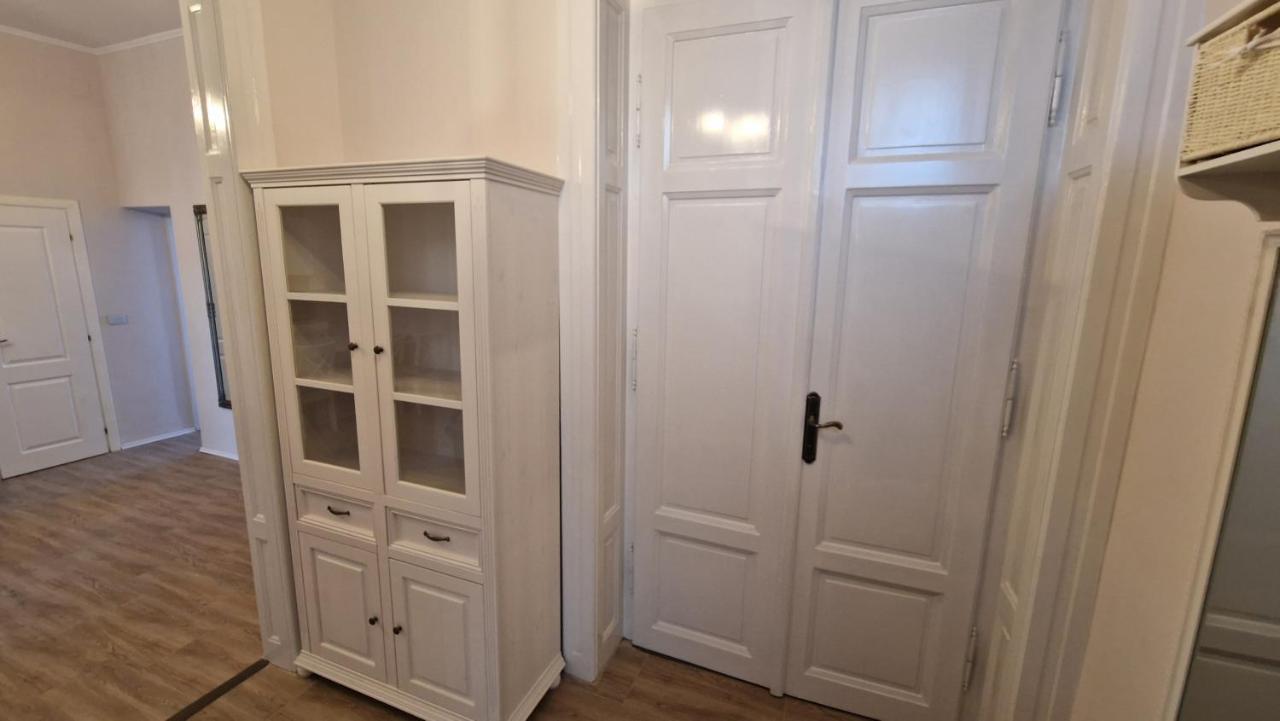 Uvs Central Luxury Apartment Oradea Dış mekan fotoğraf