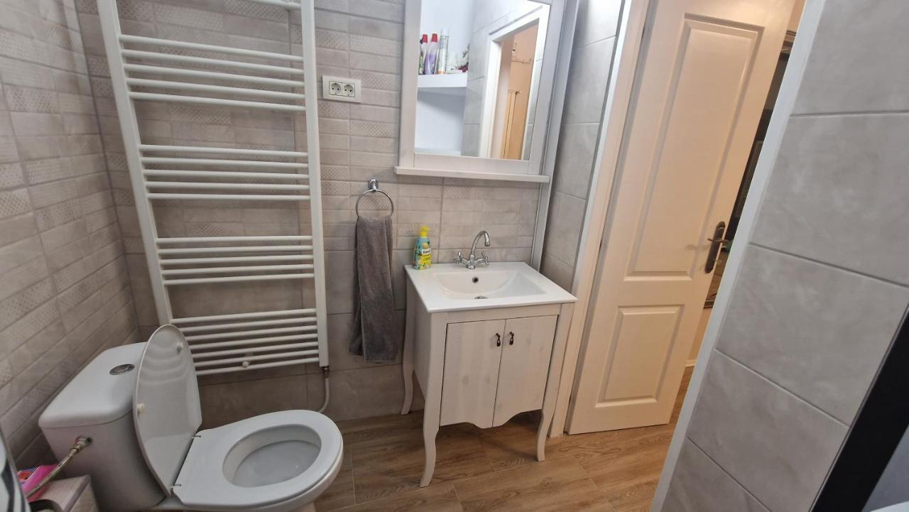 Uvs Central Luxury Apartment Oradea Dış mekan fotoğraf